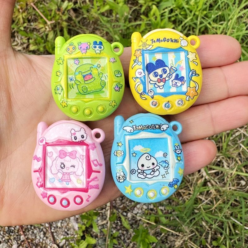 Phone Accessories And Electronics - Двусторонние бусины с принтом Tamagotchi, материалы