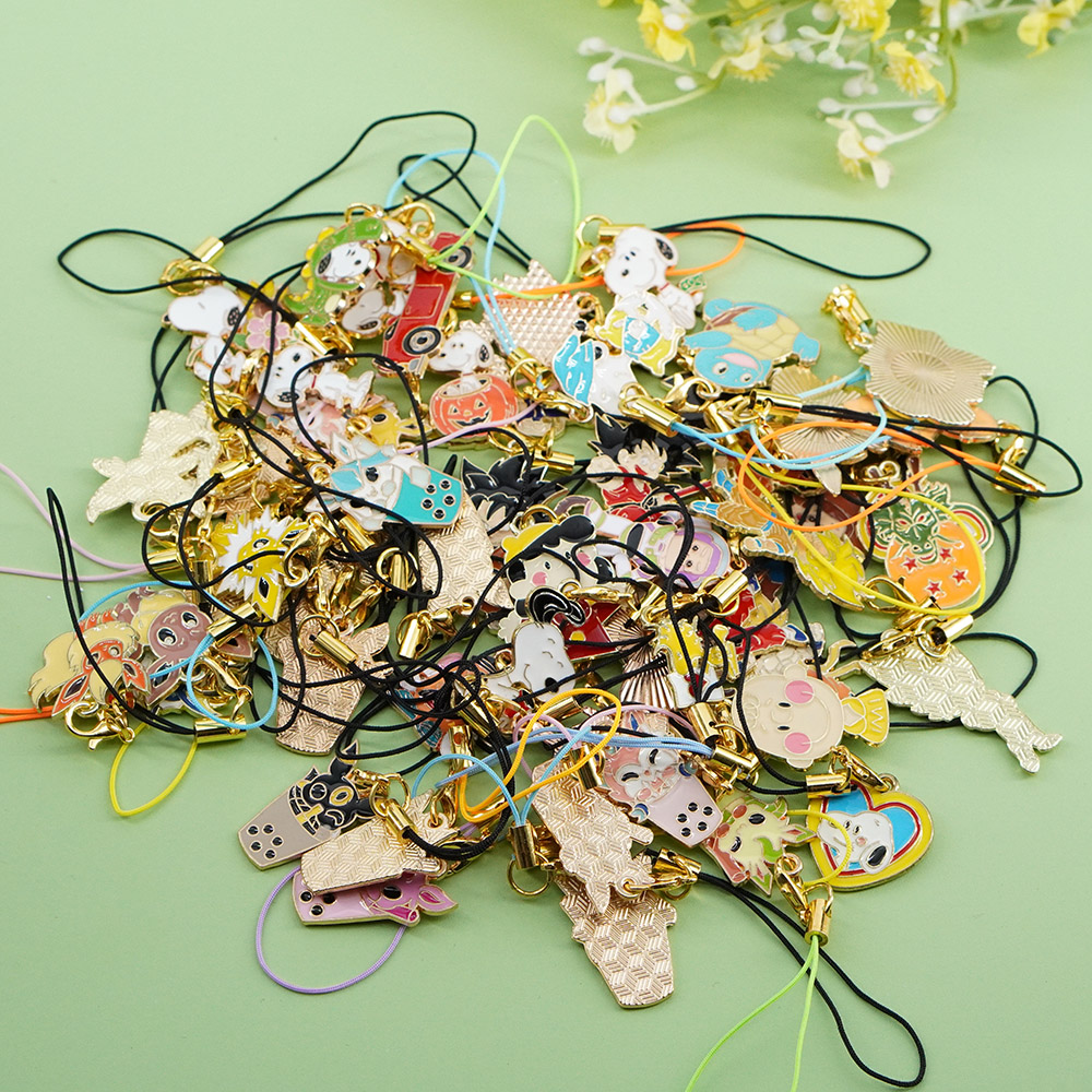 Разнообразные смешанные брелок – обзор и цена Phone Accessories Wholesale In China
